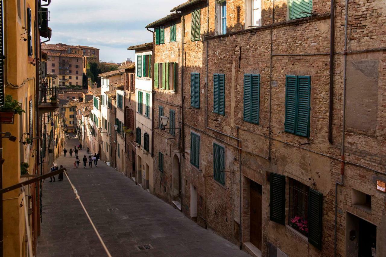 Cozy Apartment In The Heart Of Siena Exterior photo