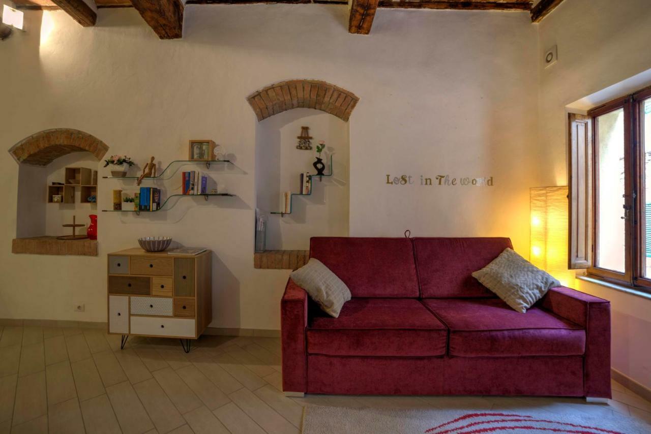 Cozy Apartment In The Heart Of Siena Exterior photo